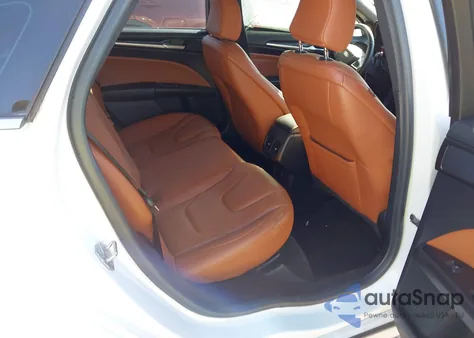 2020 Ford Fusion Titanium z USA, uszkodzony, nr VIN 3FA6P0K92LR134097